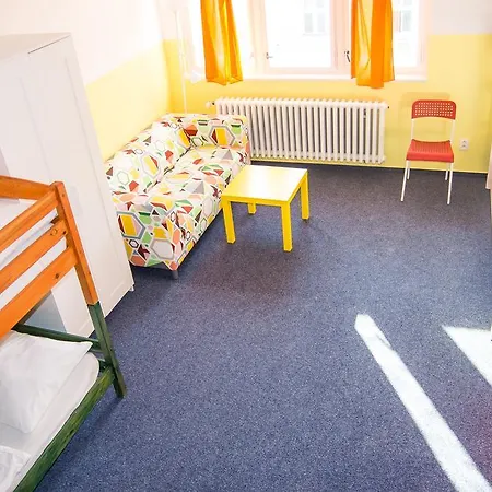 Franz Kafka Hostel *