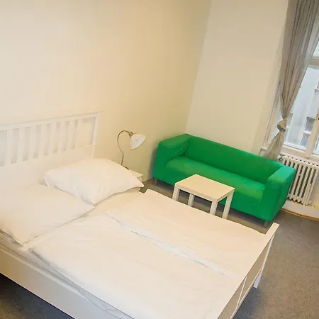 Franz Kafka Hostel *