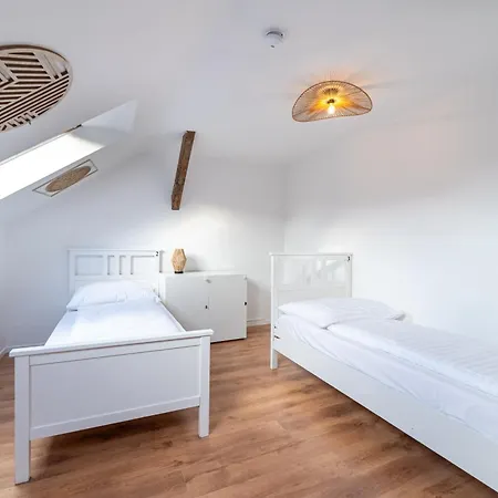 Celine Luxury Hostel *
