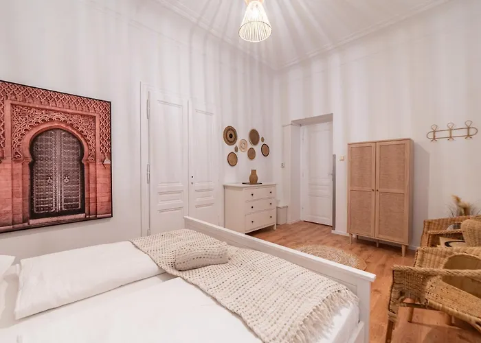Celine Luxury Hostel Praha