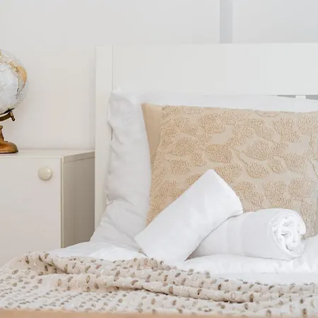 Hostal Celine Luxury *